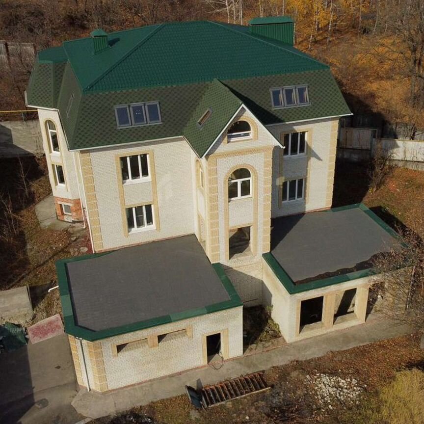 Коттедж, 707 м², 31 сотка