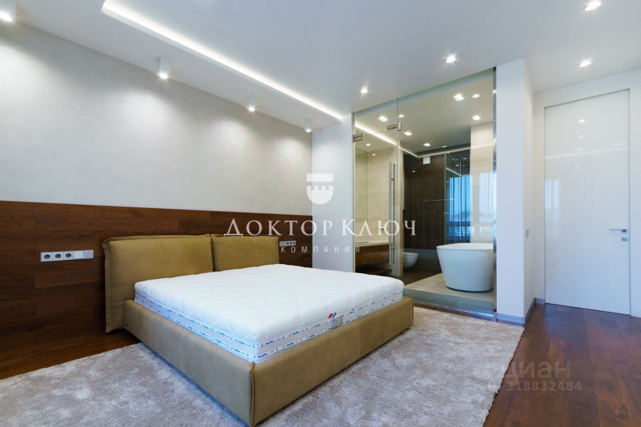 3-комн., 102 м², 5/8 этаж