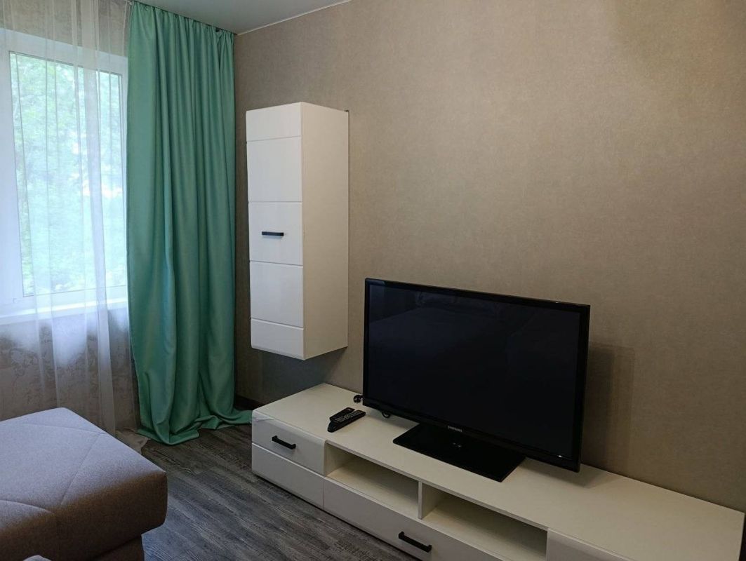 2-комн., 43 м², 1/5 этаж