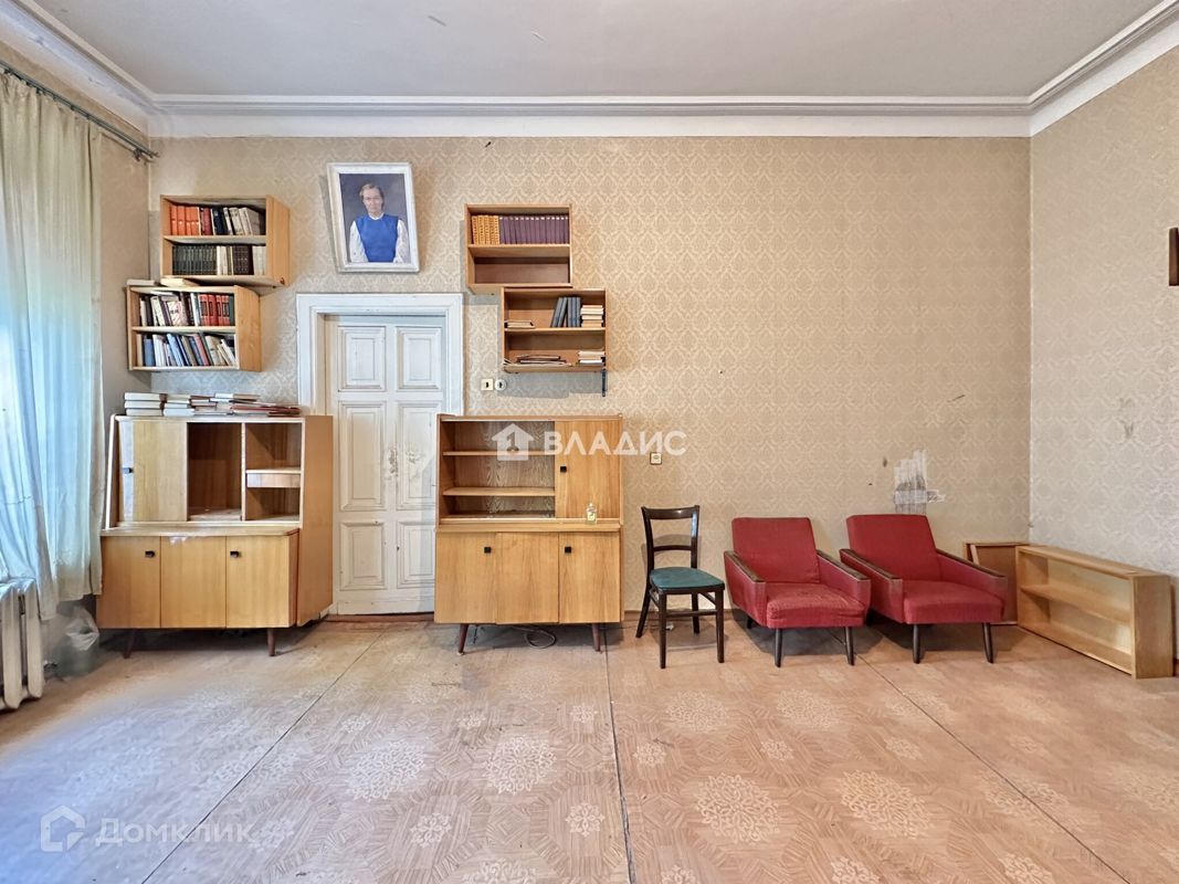 1-комн., 53 м², 2/4 этаж