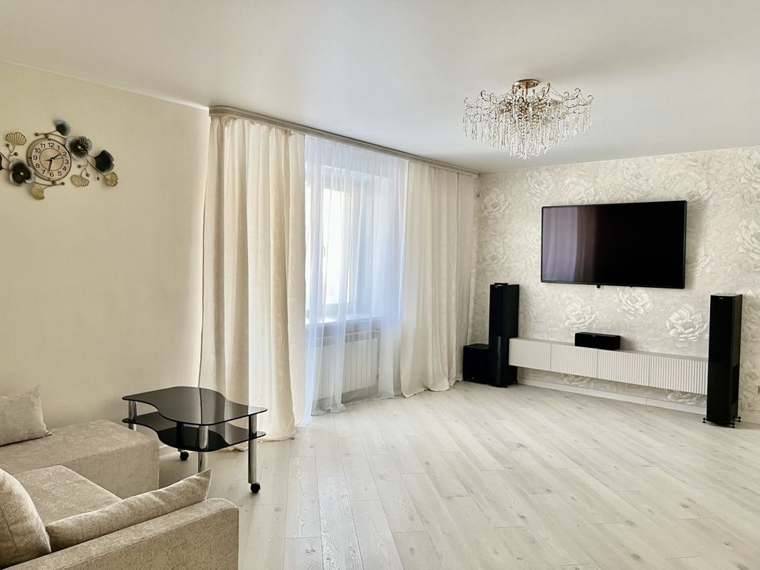 3-комн., 119 м², 3/8 этаж