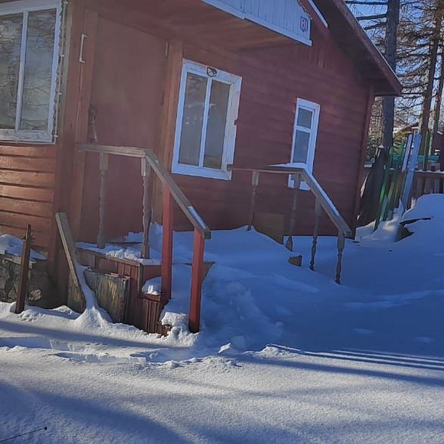 Коттедж, 28 м², 12 соток