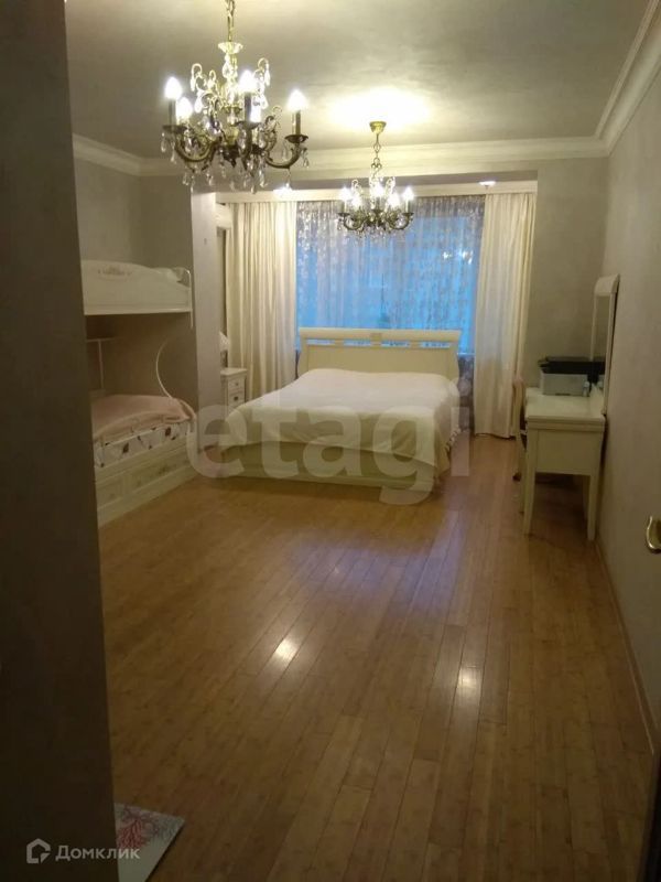 3-комн., 106 м², 2/10 этаж