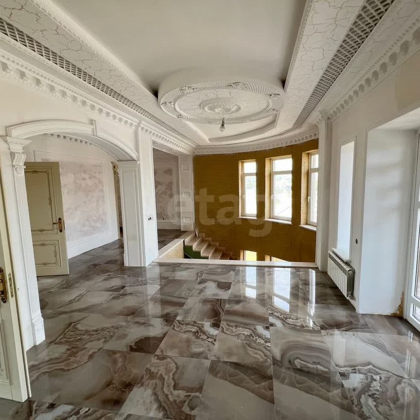 Дом, 390 м², 6 соток