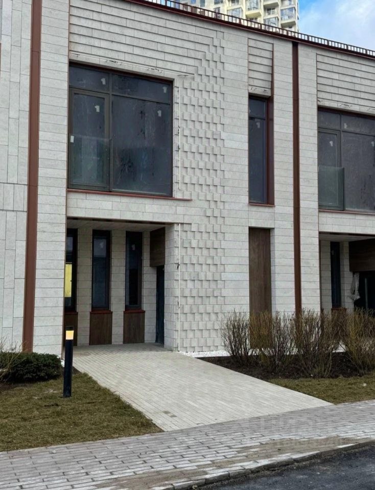 Дом, 188 м², 0.2 соток