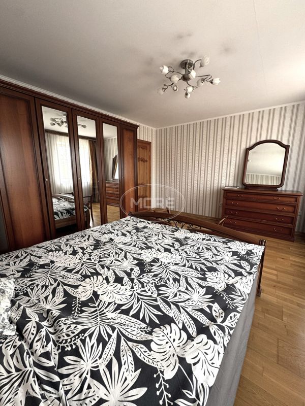 3-комн., 87.8 м², 2/5 этаж