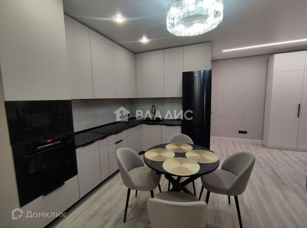 2-комн., 62 м², 4/33 этаж