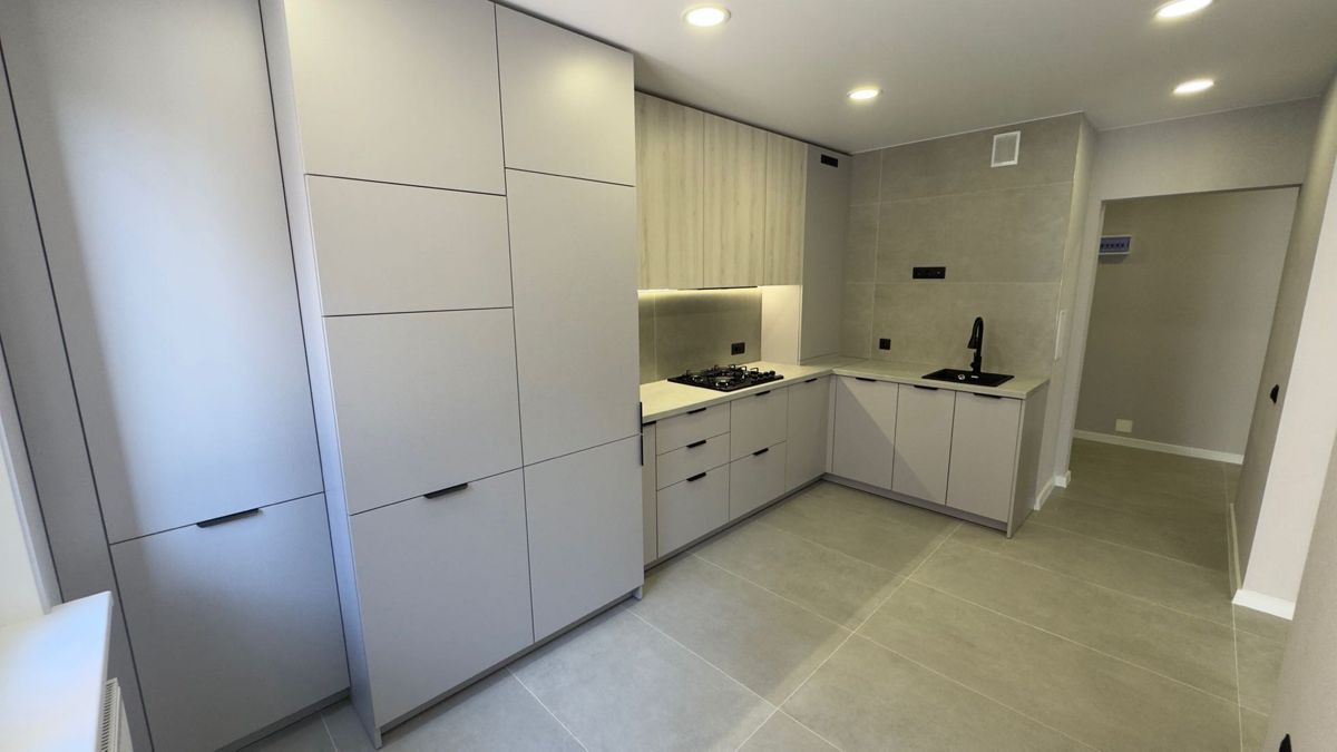 3-комн., 83.5 м², 1/9 этаж