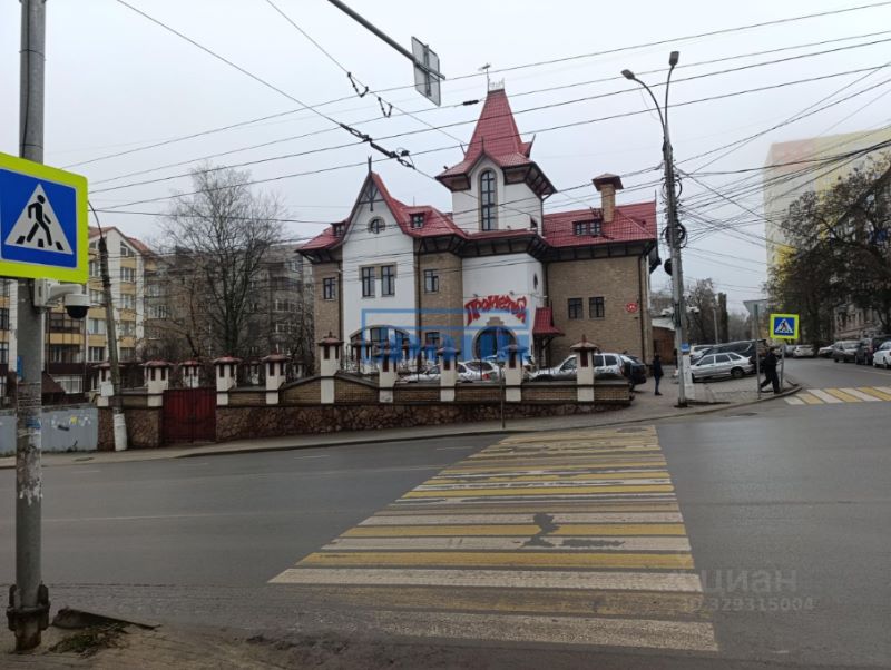Офис, 212.8 м², 3/3 этаж