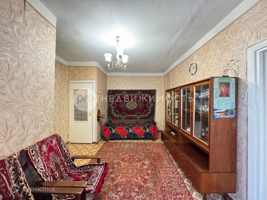 2-комн., 44 м², 1/4 этаж