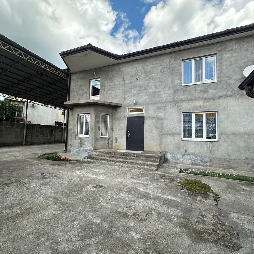 Дом, 186.3 м², 4.7 сотки