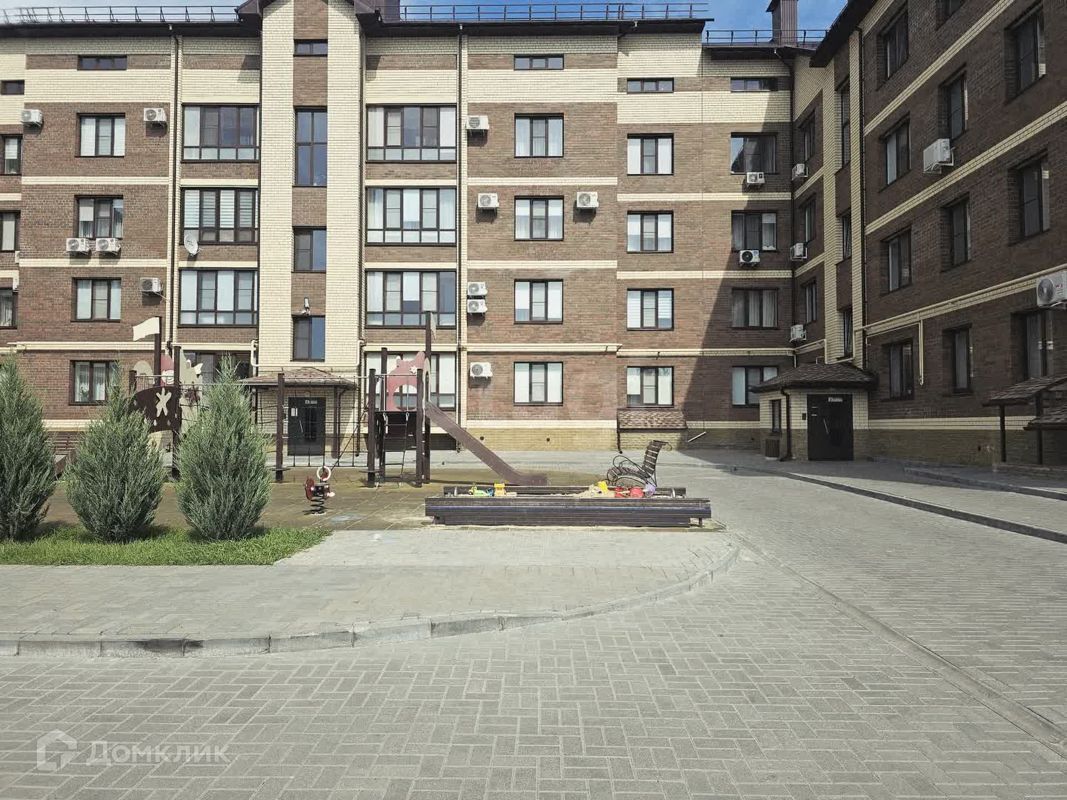 3-комн., 109.6 м², 2/4 этаж