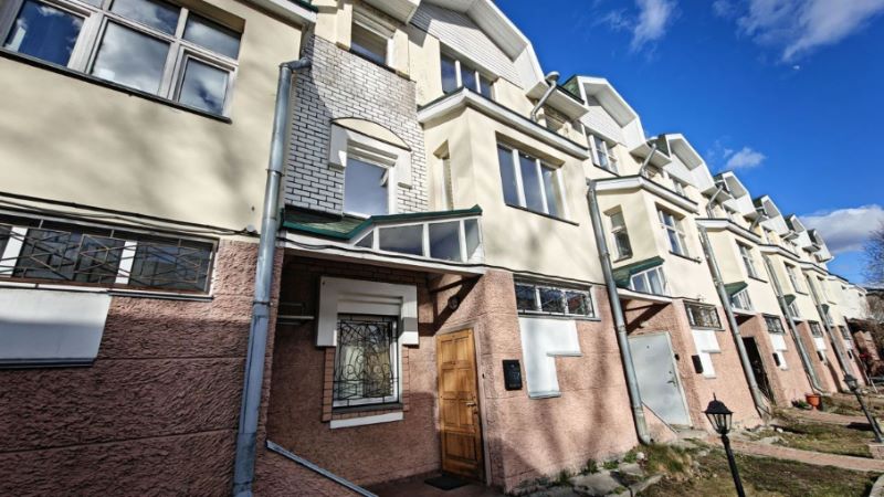 Таунхаус, 308.7 м2, 3 сотки