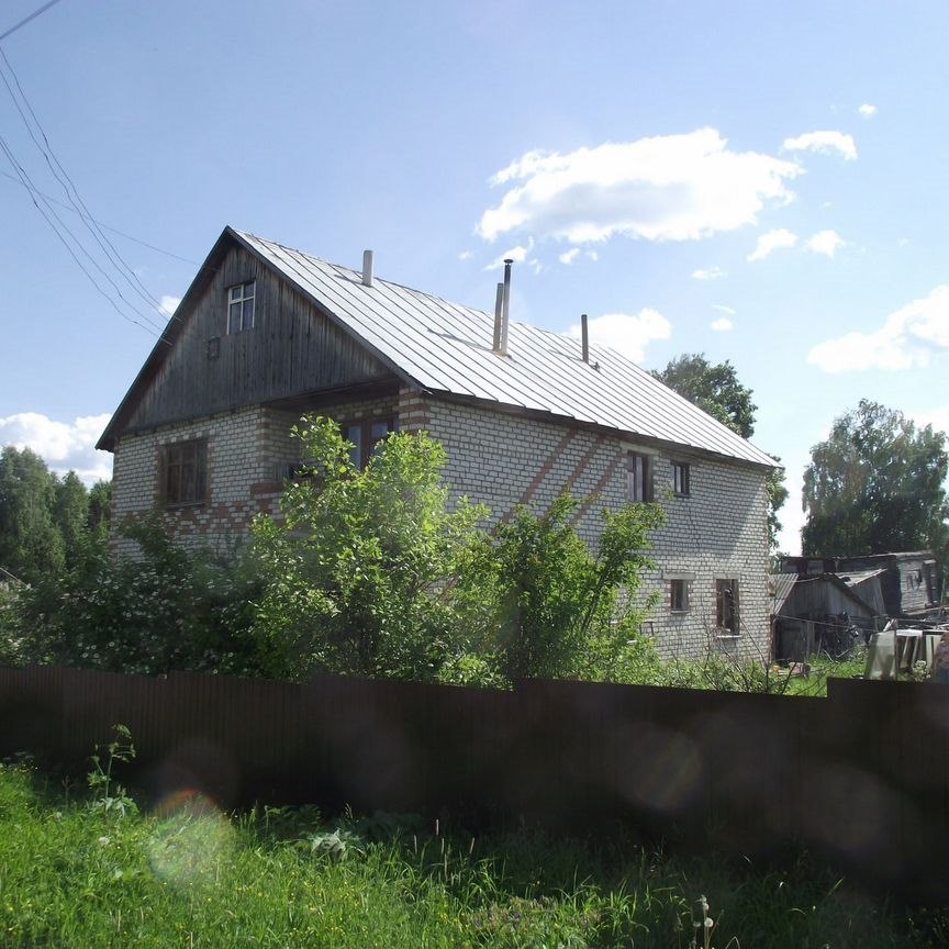  дом, 252 м², 12 соток