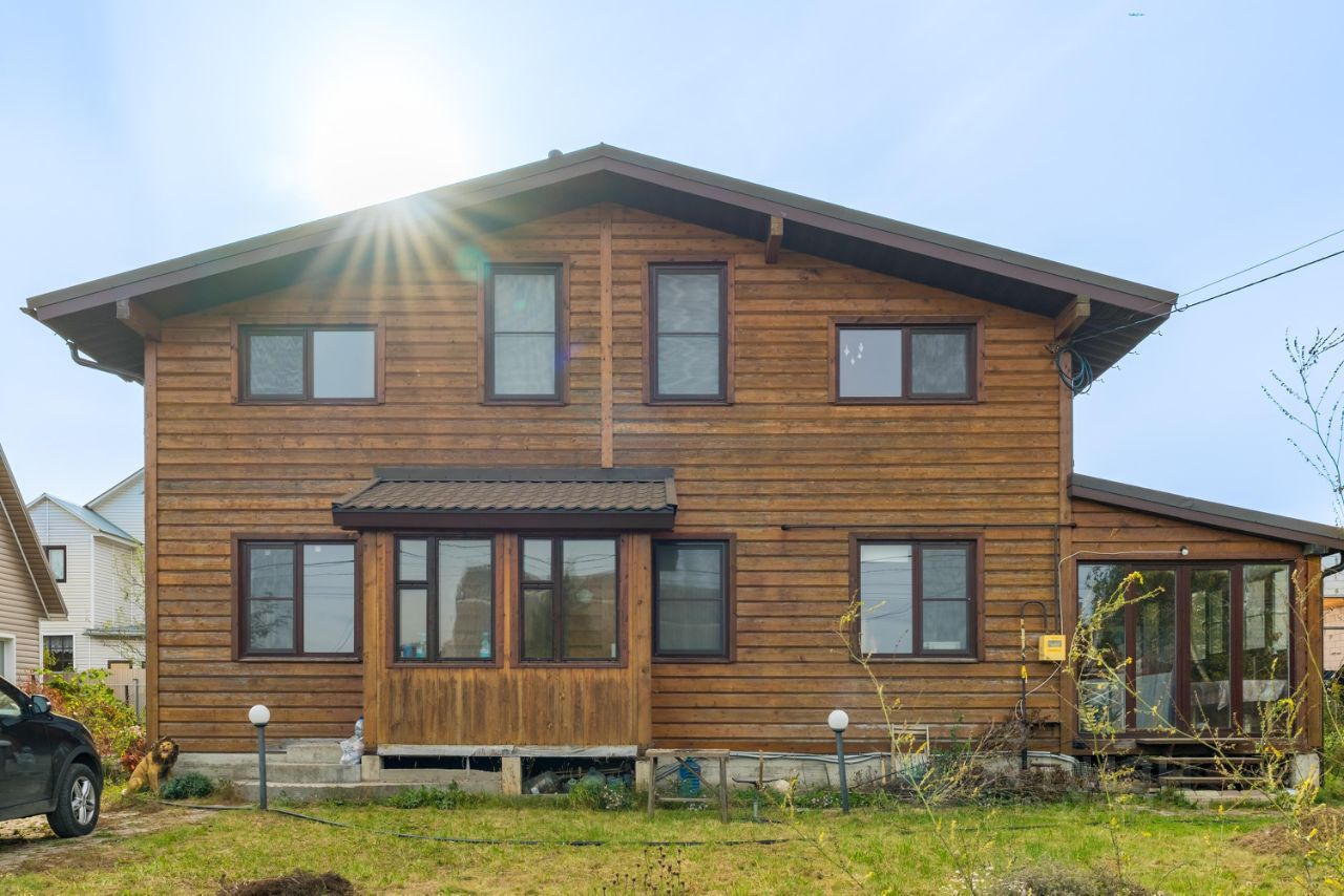 Дом, 208 м², 6 соток