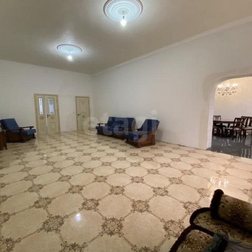 Дом, 182.2 м², 13 соток