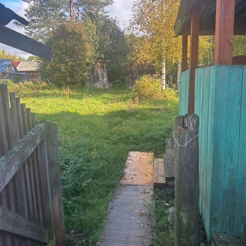 Коттедж, 28 м², 10 соток