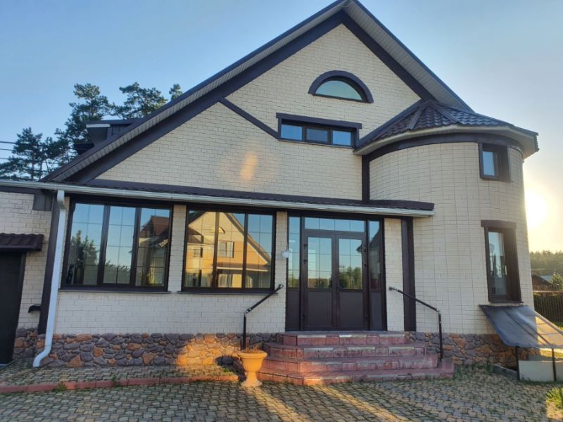 Коттедж, 323.6 м2, 9.5 соток