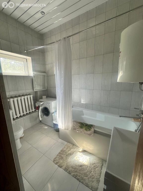 Дом, 250 м², 9.5 соток