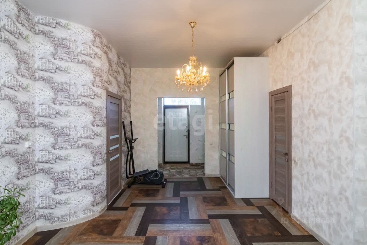 2-этажный дом, 214.3 м², 830 соток