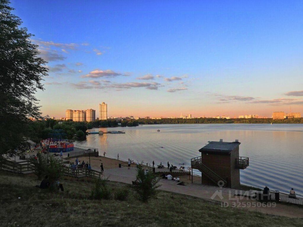 4-комн., 101 м², 2/22 этаж