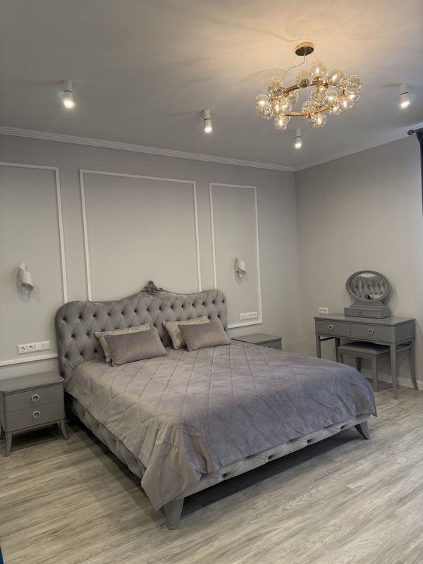 2-комн., 85 м², 7/9 этаж