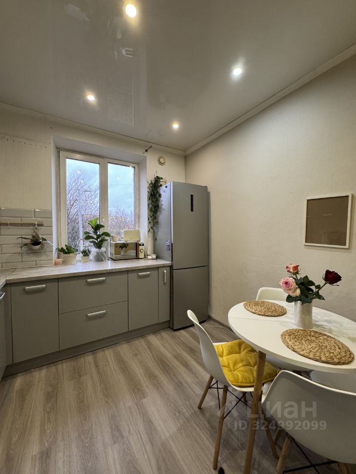 3-комн., 82 м², 2/3 этаж