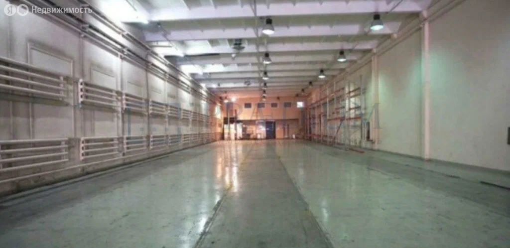 Склад, 3200 м², 1/1 этаж