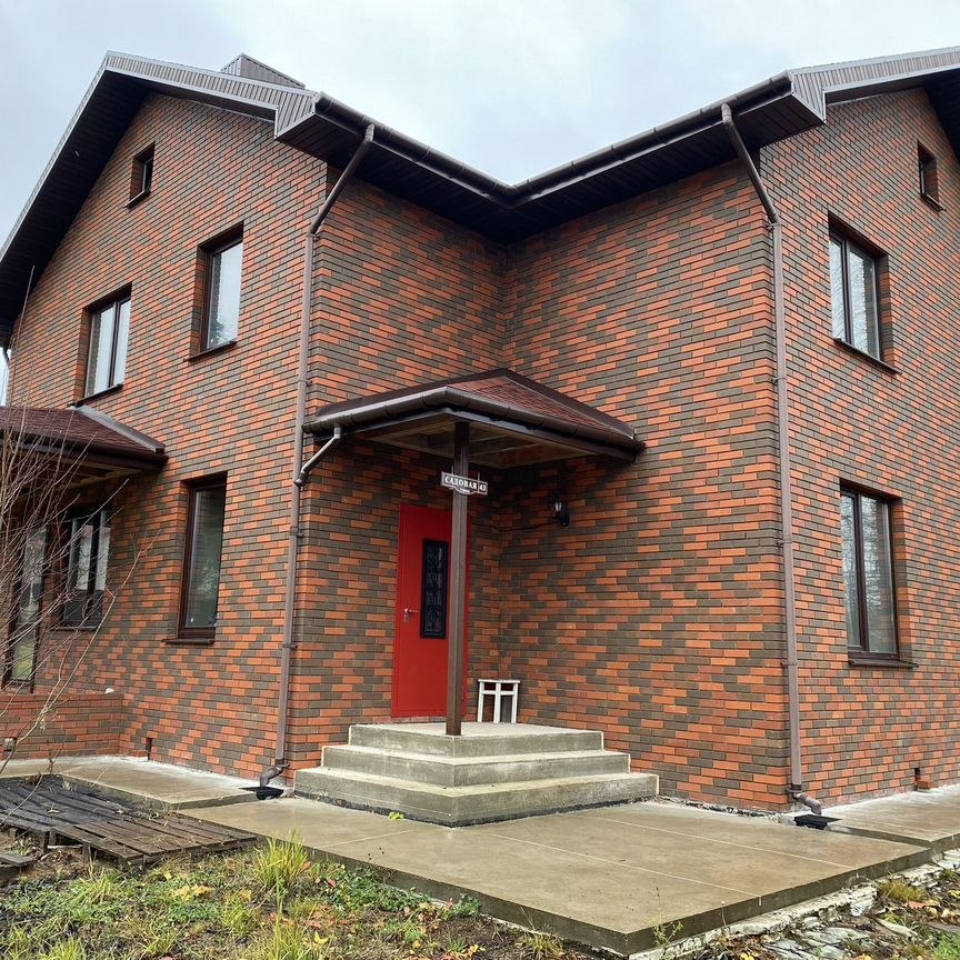  коттедж, 181.2 м², 20 соток