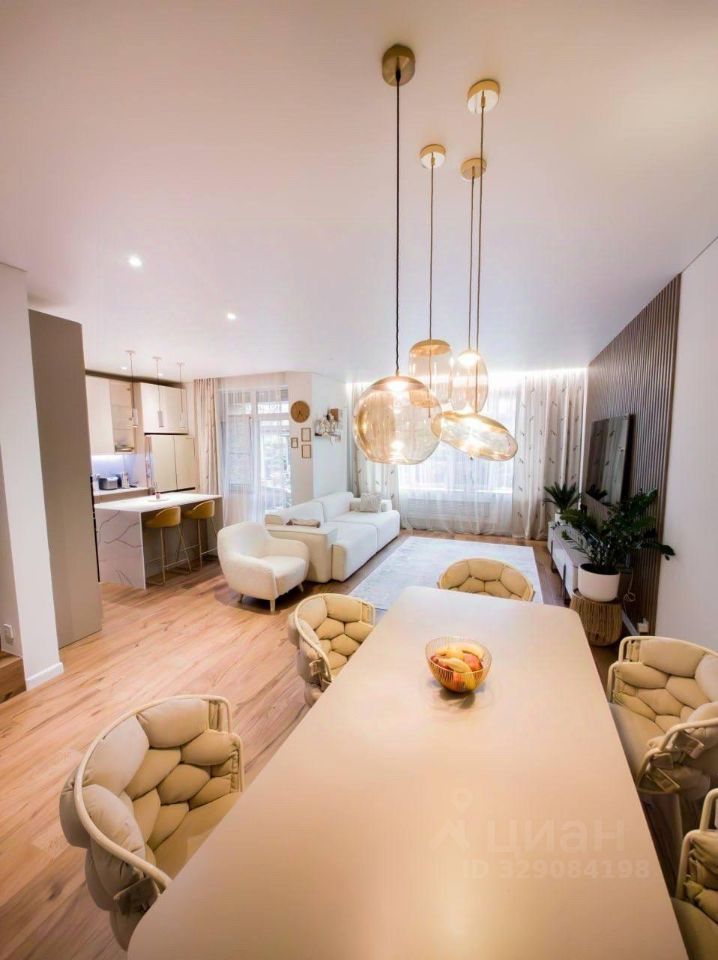 Таунхаус, 180 м²