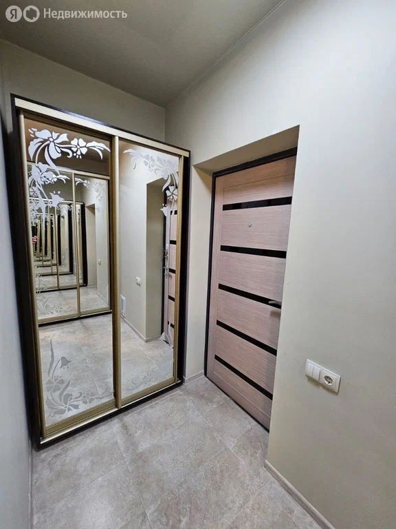 1-комн. квартира, 32 м2, 1/3 этаж