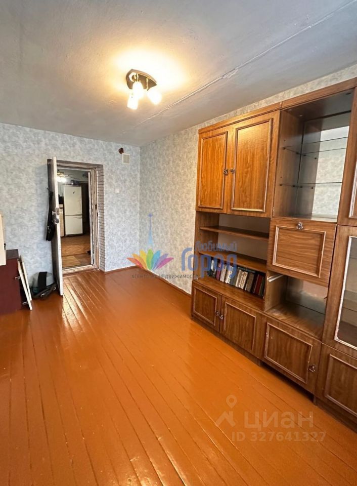 Комната, 24.1 м², 8-комн.
