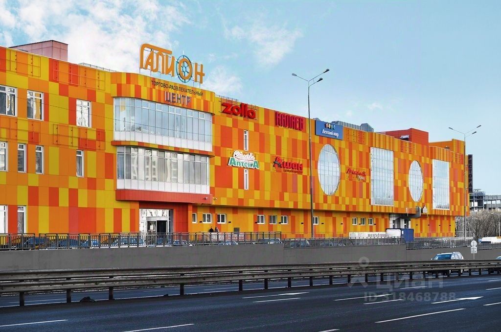 Торговое помещение, 1000 м², 3/3 этаж