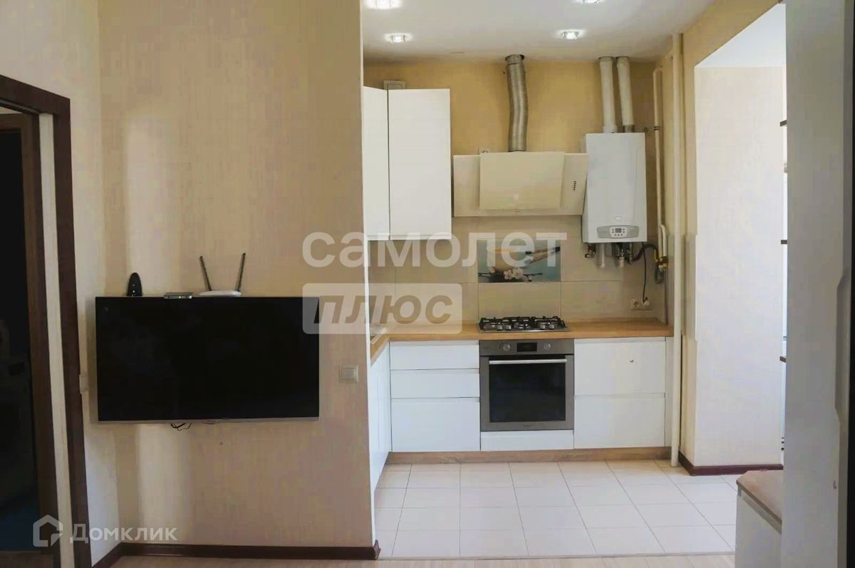 1-комн., 42 м², 2/3 этаж