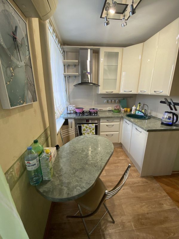 2-комн., 42 м², 4/9 этаж