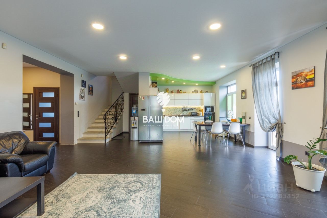 2-этажный дом, 174.2 м², 21.3 сотка