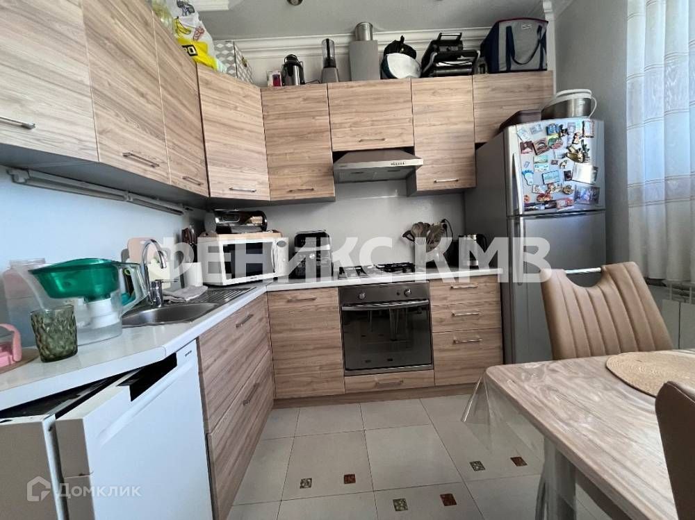 3-комн. квартира, 76 м2, 2/2 этаж