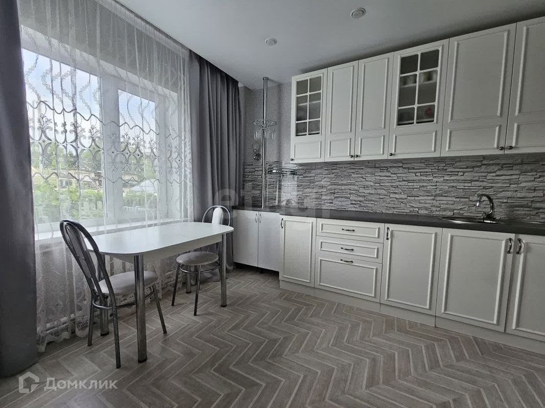 3-комн., 62.2 м², 1/2 этаж