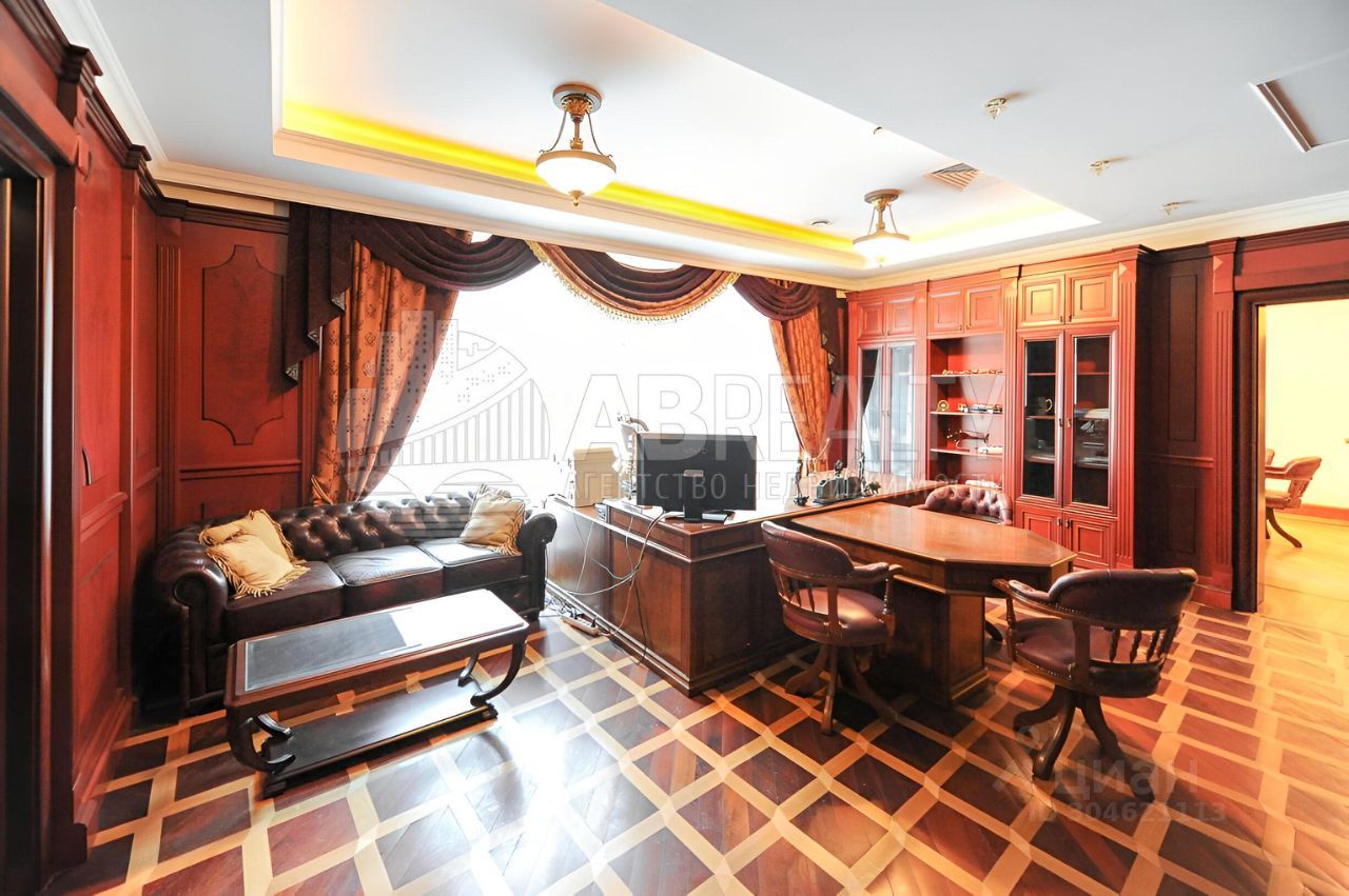 6-комн., 299 м², 1/7 этаж