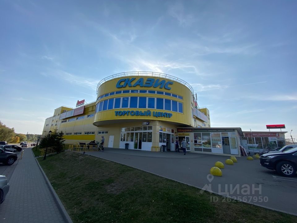 Торговое помещение, 1450 м², -1/3 этаж