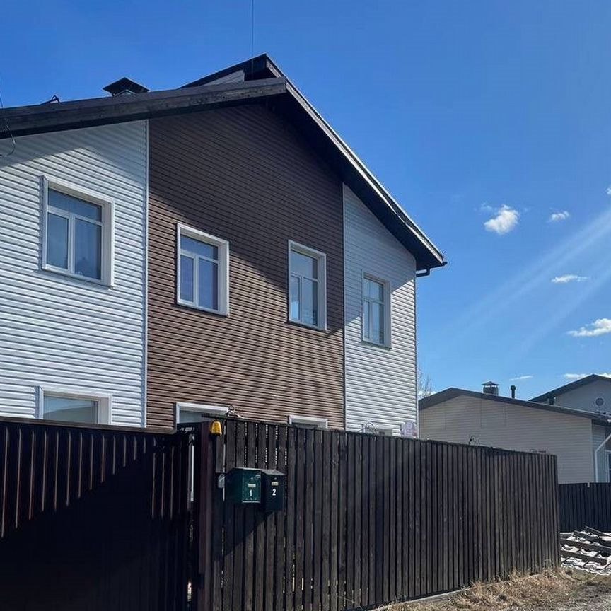 Таунхаус, 255 м², 4 сотки