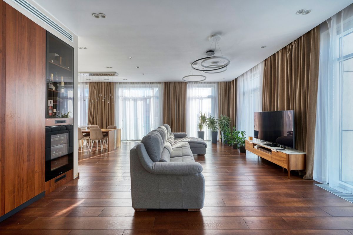 3-комн., 117.2 м², 8/8 этаж