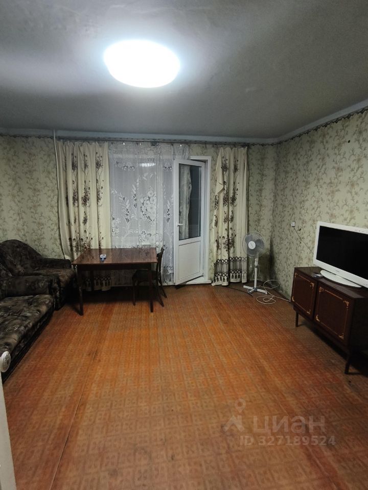 2-комн. квартира, 52 м2, 1/5 этаж
