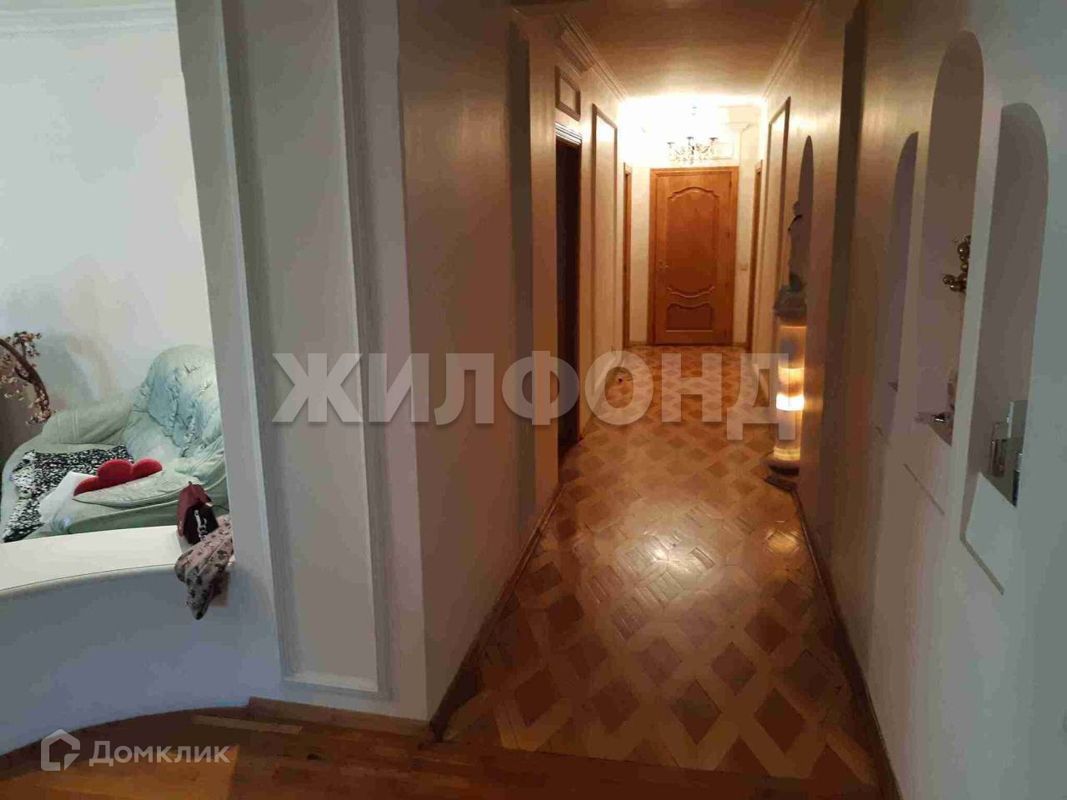 3-комн., 157.4 м², 2/9 этаж