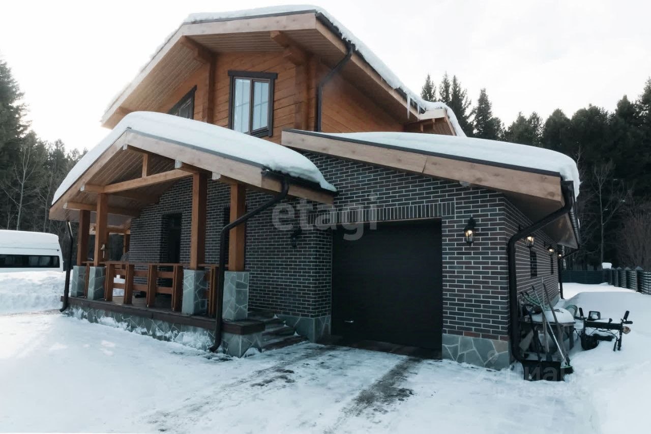 Дом, 250.4 м², 11.1 соток