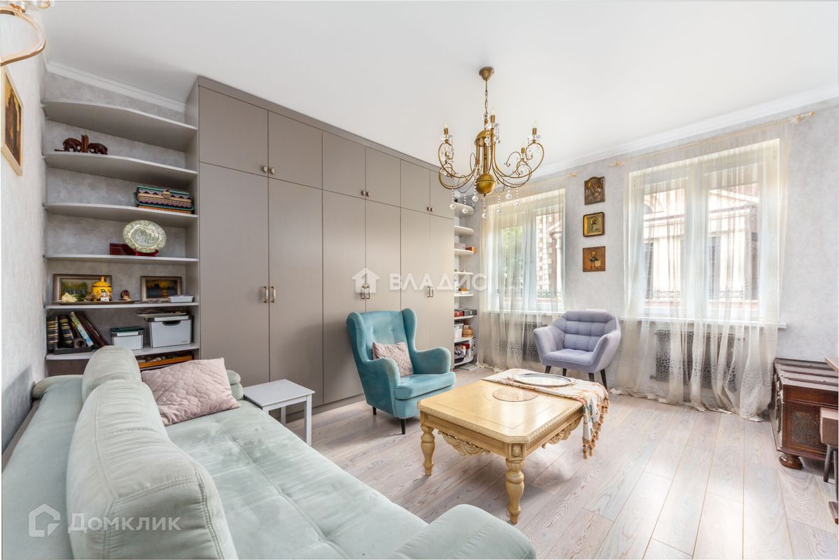 2-комн., 61.2 м², 1/2 этаж