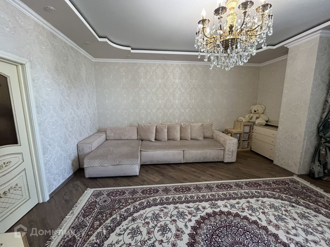 2-комн., 100.6 м², 13/16 этаж