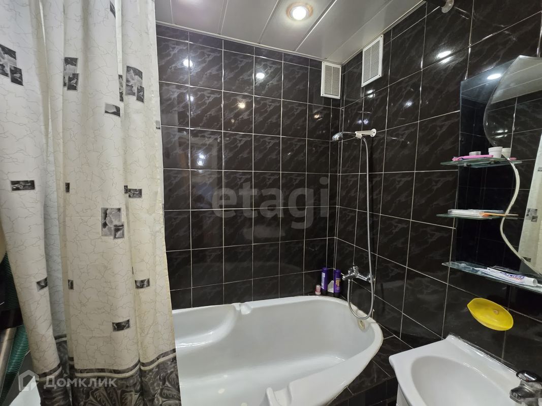 2-комн., Квартира, 50 м², 1/10 этаж