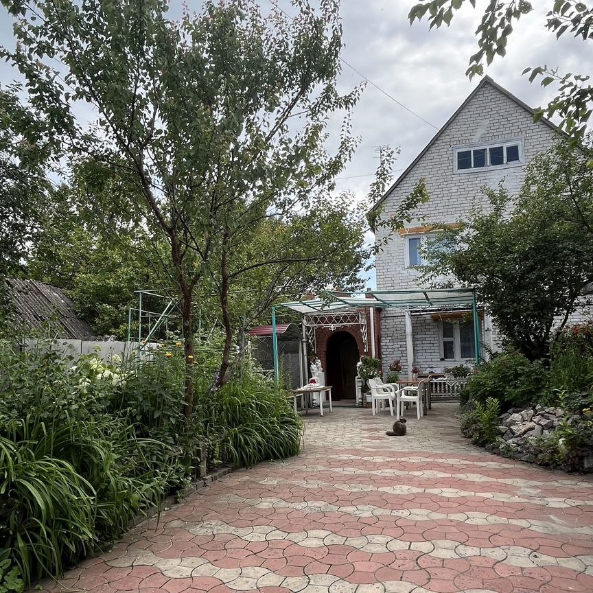 Дом, 140 м², 16 соток