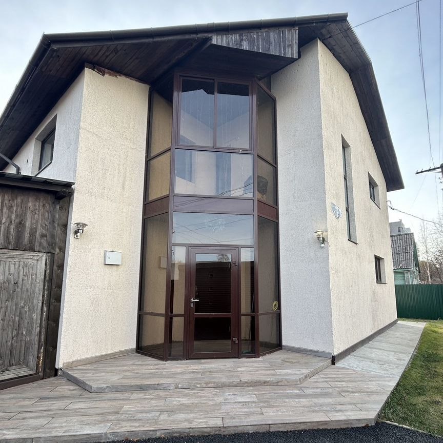 Таунхаус, 110 м², 6 соток